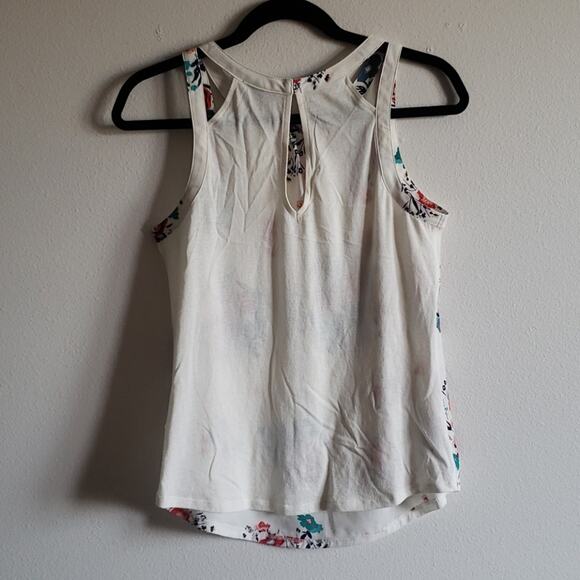 Express Floral Tank - Picture 6 of 7